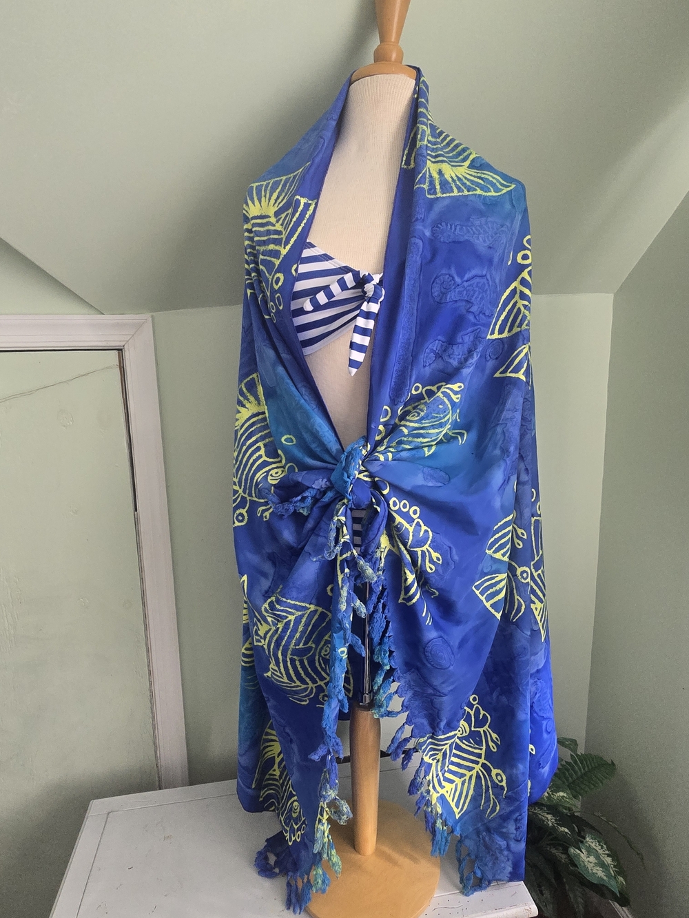 Vibrant Blue Tropical Print Sarong Wrap